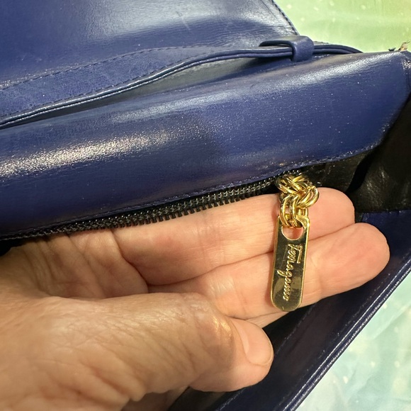 Salvatore Ferragamo Blue Leather Shoulder Purse - Picture 10 of 14